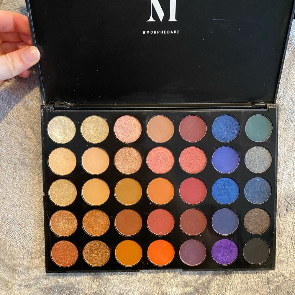Morphe 35V Stunning Vibes Artistry Palette